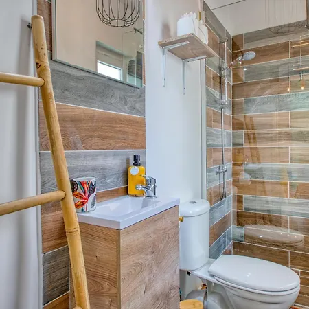 Apartmán Charming 3 Bedroom With Jacuzzi And Terrace Near Mcar1-2