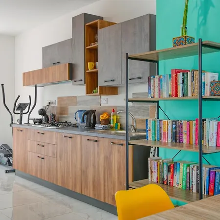 Apartmán Charming 3 Bedroom With Jacuzzi And Terrace Near Mcar1-2